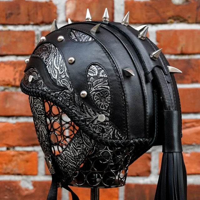 Rivets Black snakeskin material, 100% pure leather, hand-sewn